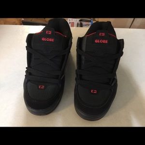 Globe Skate Shoes Men’s 12 Black